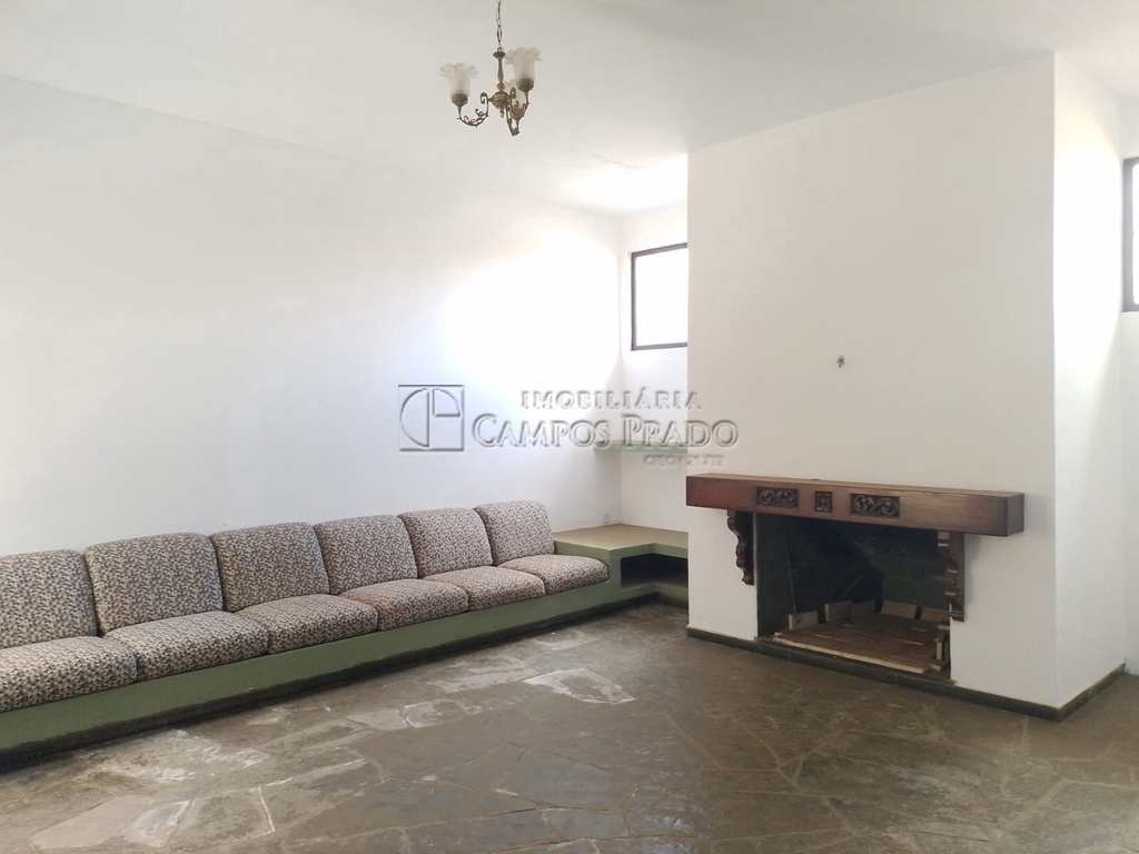 Casa em Jaú, no bairro Vila Brasil