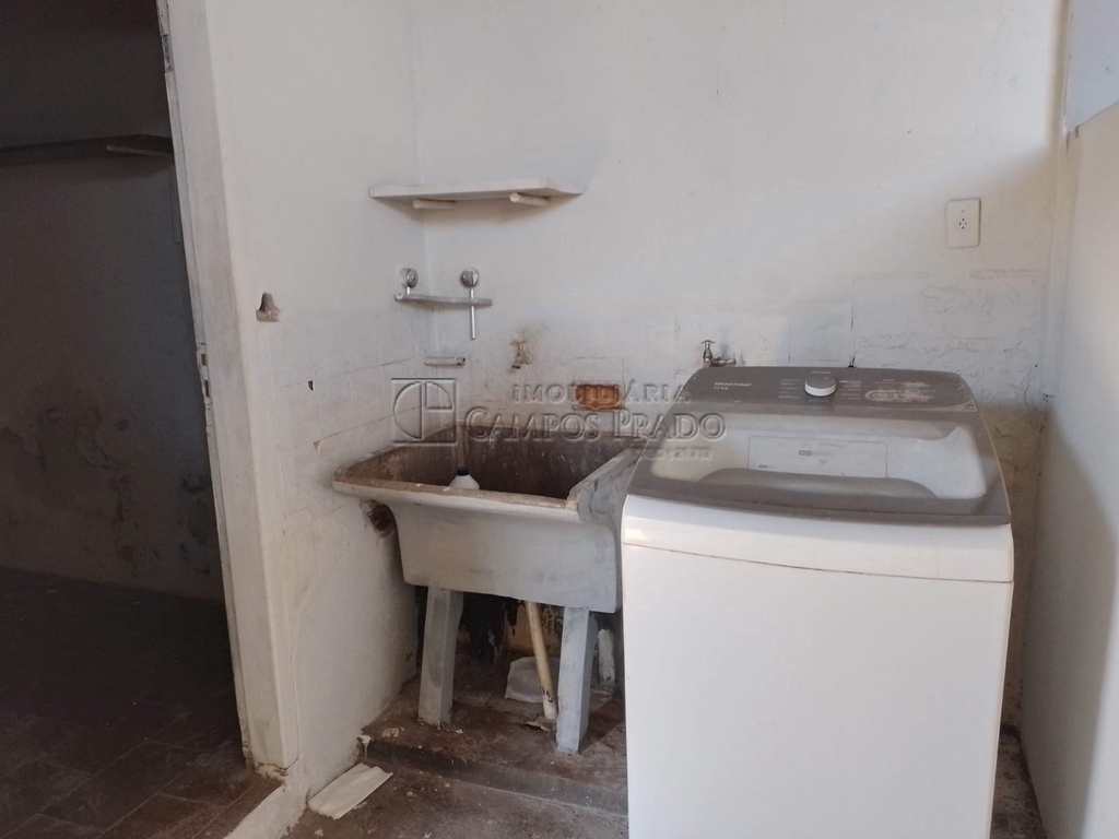 Casa em Jaú, no bairro Vila Carvalho