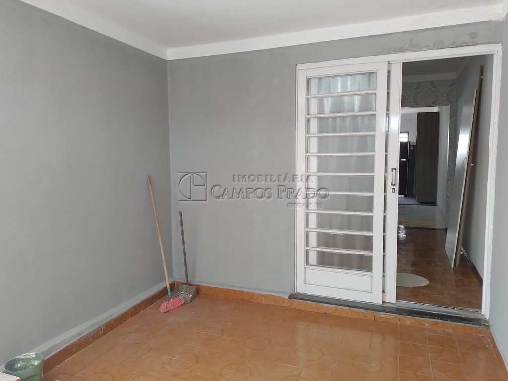 Casa em Jaú, no bairro Vila Carvalho