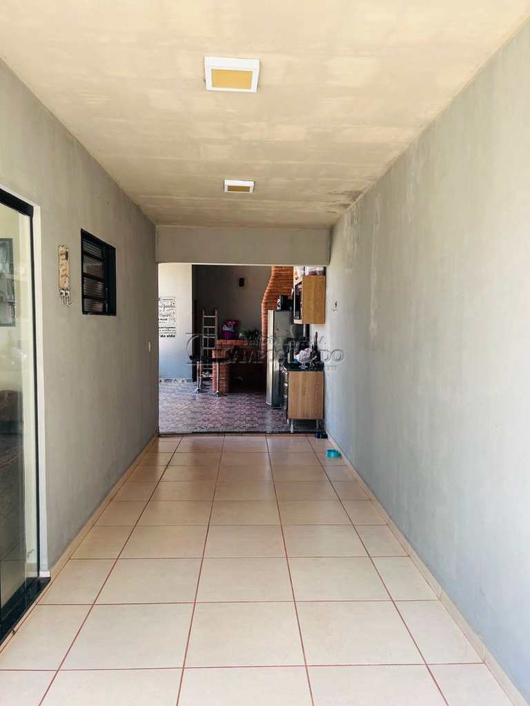 Casa em Jaú, no bairro Jardim Itatiaia