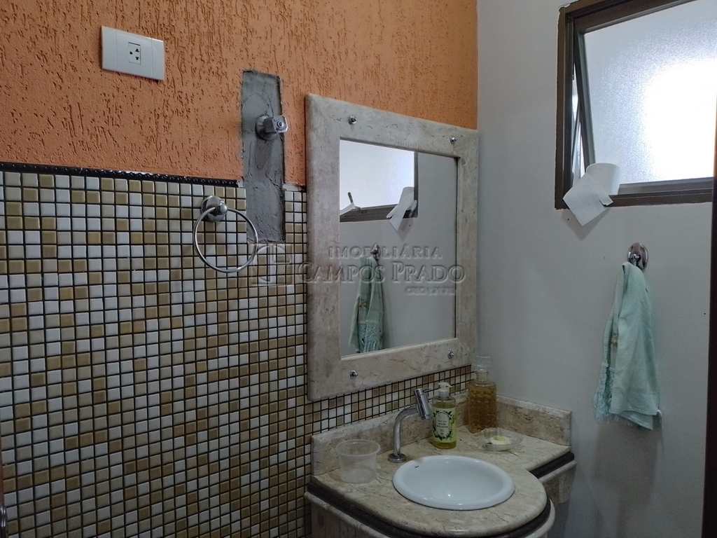 Casa em Jaú, no bairro Jardim Parati