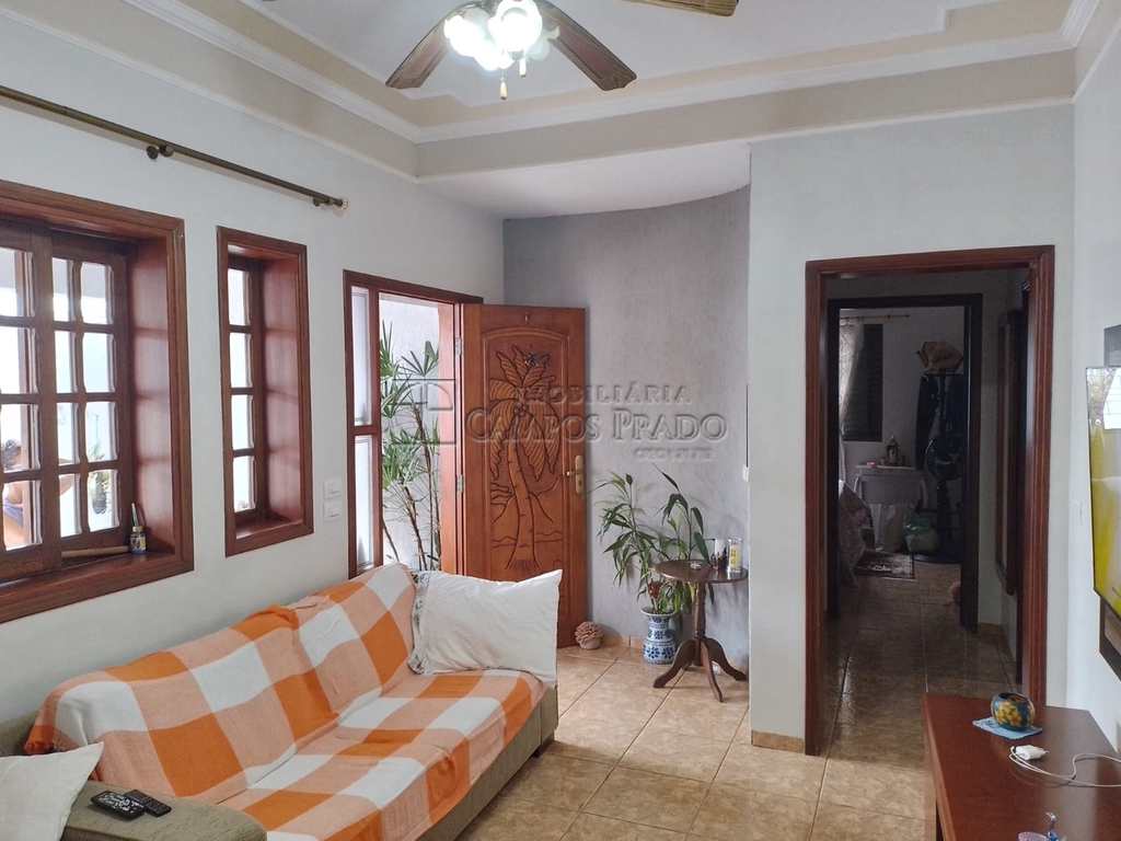 Casa em Jaú, no bairro Jardim Parati