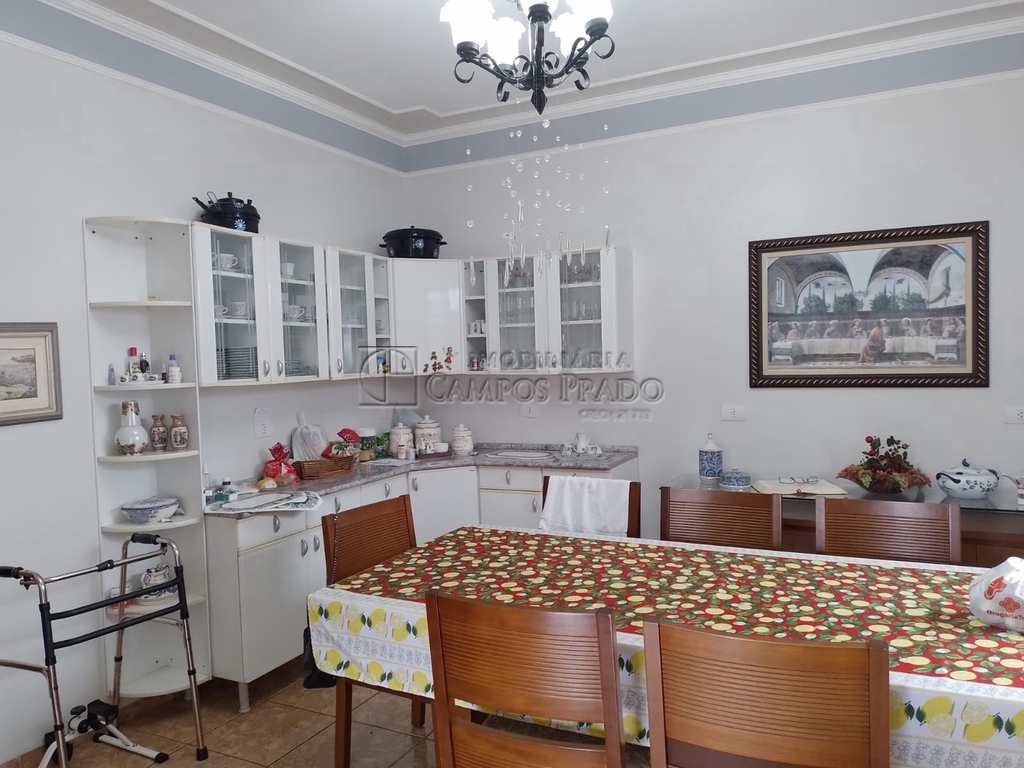 Casa em Jaú, no bairro Jardim Parati