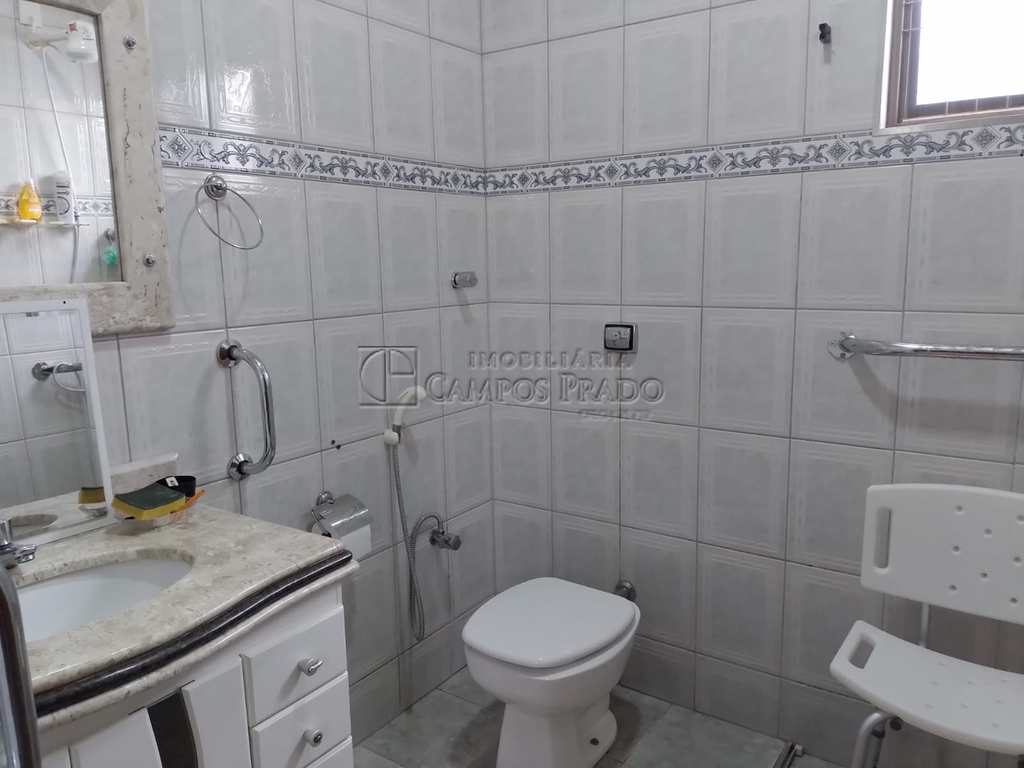 Casa em Jaú, no bairro Jardim Parati