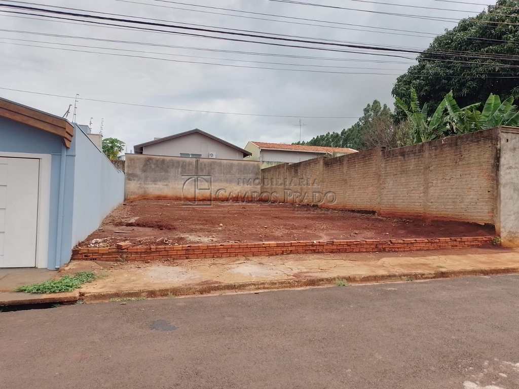 Terreno em Jaú, no bairro Jardim Parati