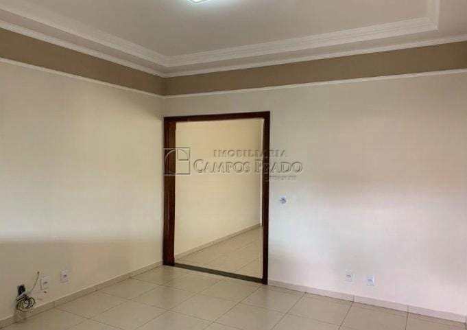 Casa em Jaú, no bairro Jardim Dona Emília