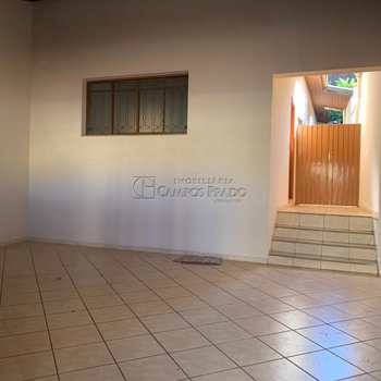 Casa em Jaú, bairro Jardim Regina