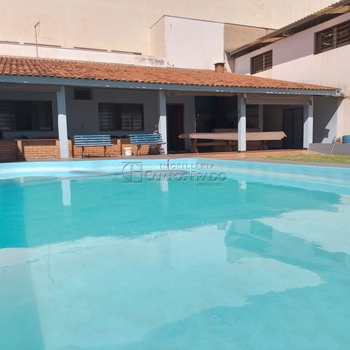 Casa em Jaú, bairro Jardim Orlando Chesini Ometto