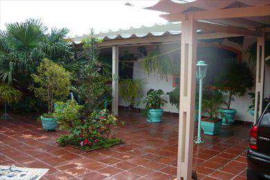 Casa, código 1757 em Itanhaém, bairro Ivoty