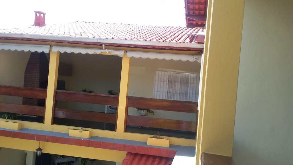 Casa em Itanhaém, no bairro Campos Elíseos