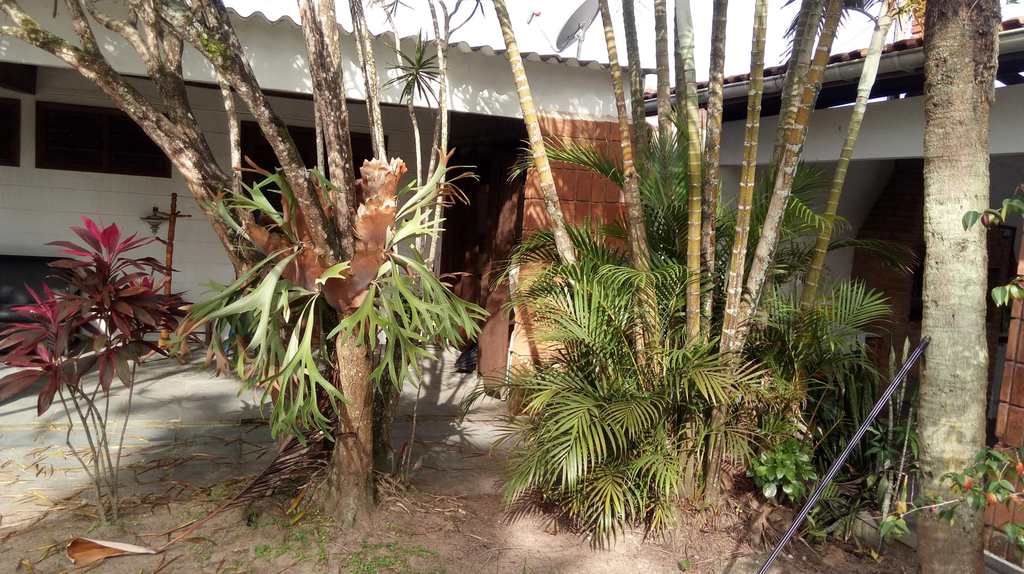 Casa em Itanhaém, no bairro Nova Itanhaém