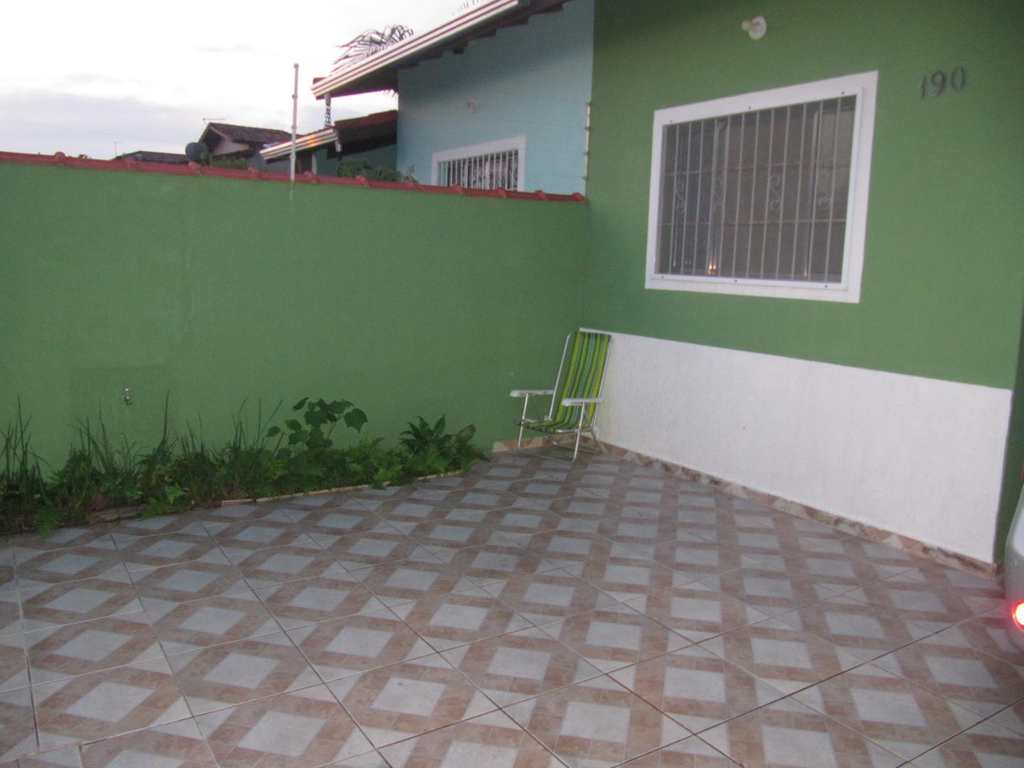 Casa em Itanhaém, no bairro Jardim Bopiranga