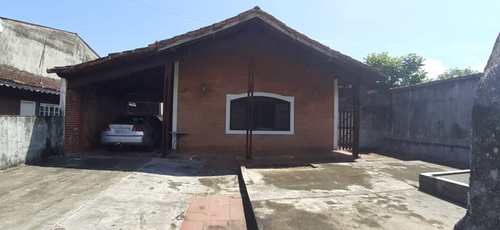 Casa, código 5590 em Itanhaém, bairro Baixio