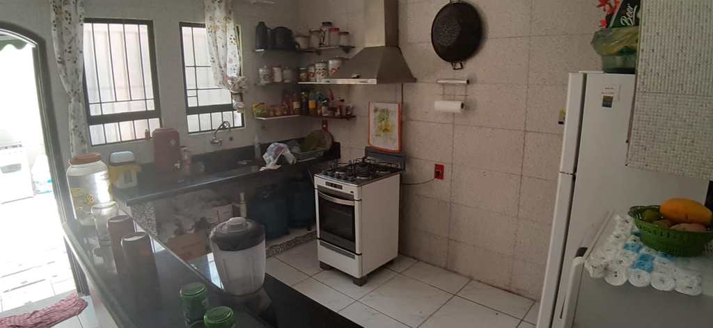 Casa em Itanhaém, no bairro Loty