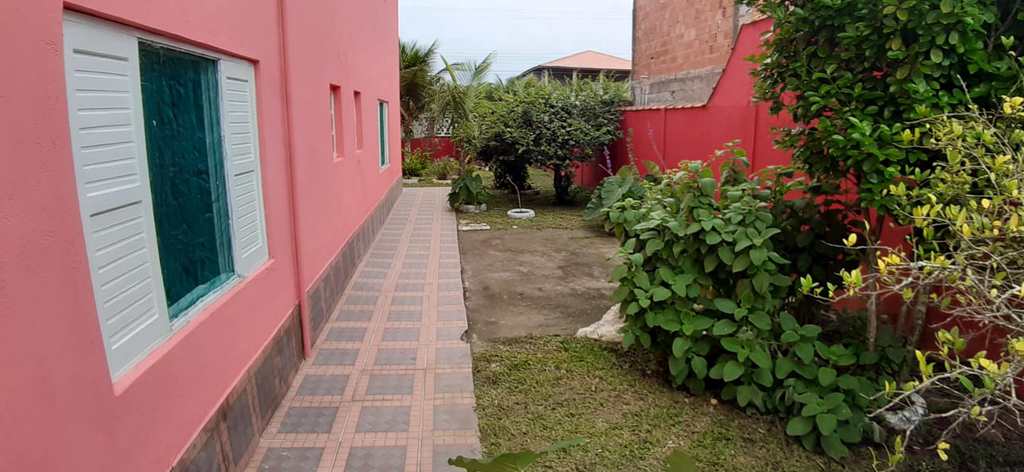 Sobrado em Itanhaém, no bairro Chácara Cibratel