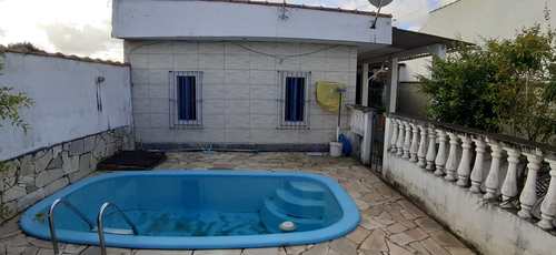 Casa, código 5705 em Itanhaém, bairro Jardim Bopiranga