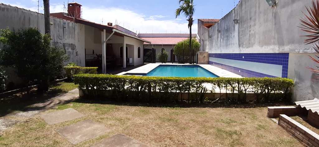 Casa em Itanhaém, no bairro Cibratel II