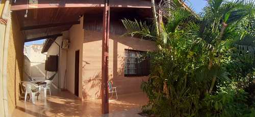 Casa, código 5752 em Itanhaém, bairro Suarão