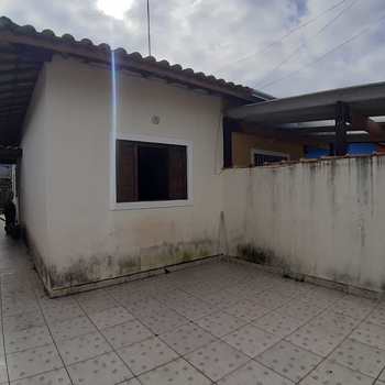 Casa em Itanhaém, bairro Jardim Magalhães