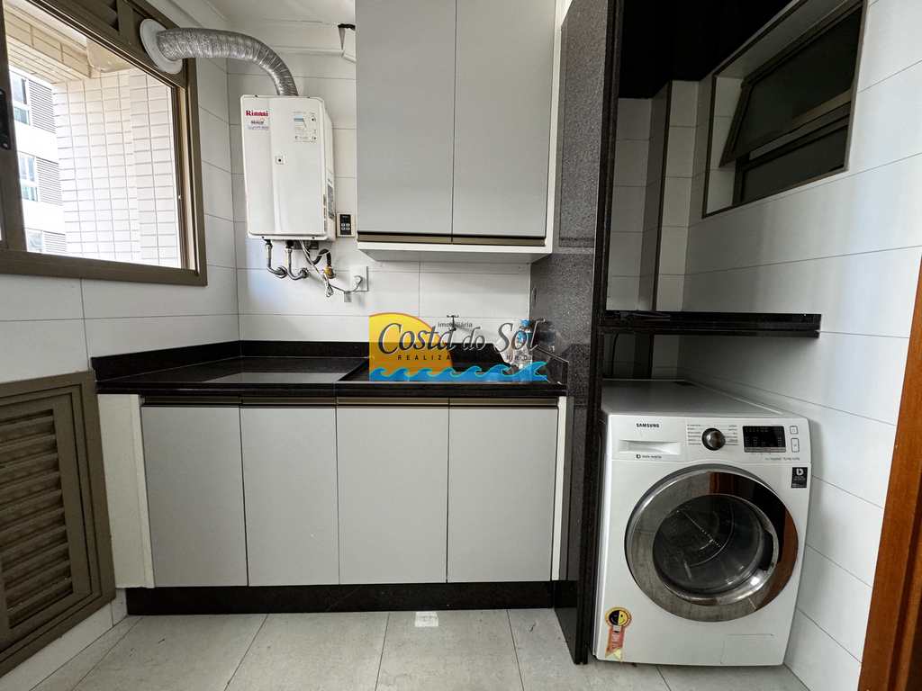 Apartamento em Praia Grande, no bairro Canto do Forte