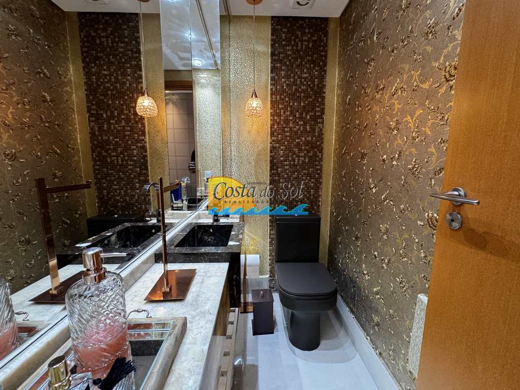 Apartamento em Praia Grande, no bairro Canto do Forte