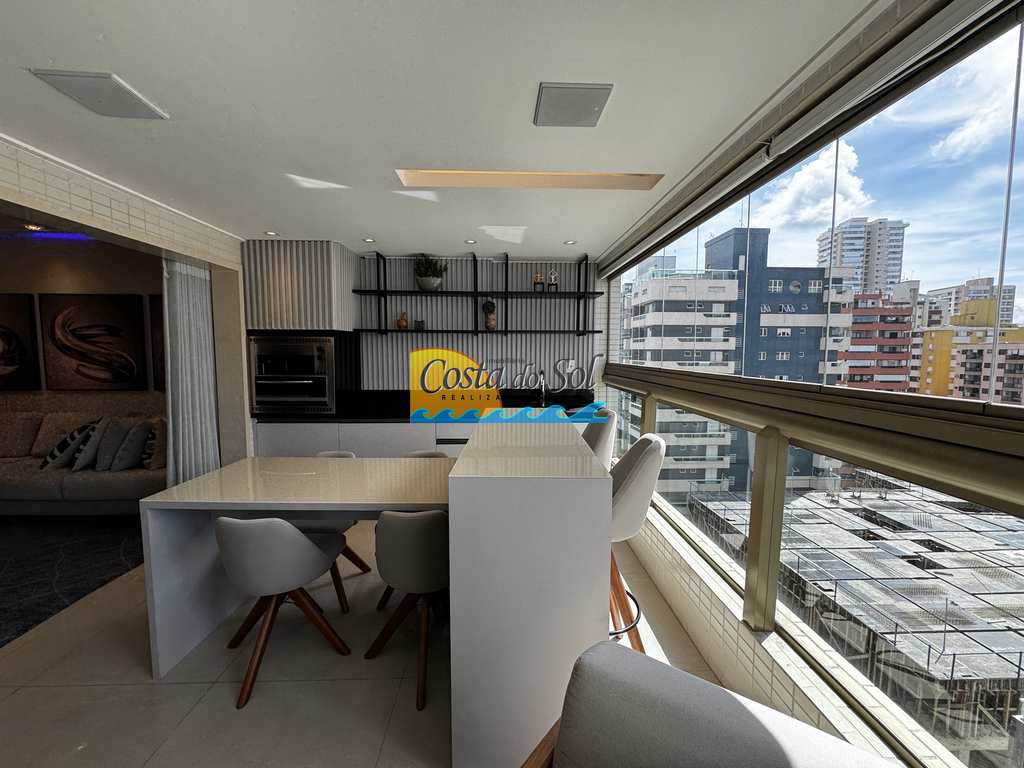 Apartamento em Praia Grande, no bairro Canto do Forte