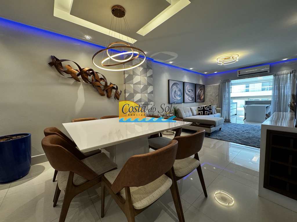 Apartamento em Praia Grande, no bairro Canto do Forte