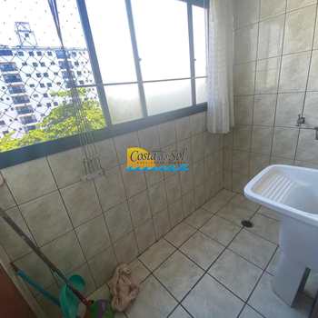 Apartamento em Praia Grande, bairro Guilhermina