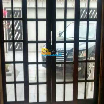 Casa em Praia Grande, bairro Guilhermina