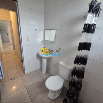 Sobrado em Praia Grande, bairro Sítio do Campo