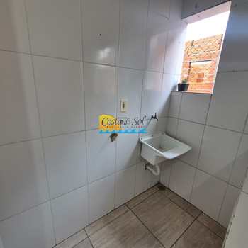 Sobrado em Praia Grande, bairro Sítio do Campo