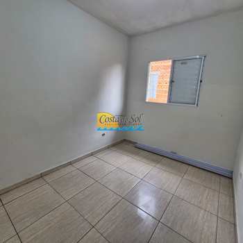 Sobrado em Praia Grande, bairro Sítio do Campo