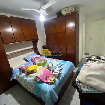 Apartamento em Praia Grande, bairro Guilhermina
