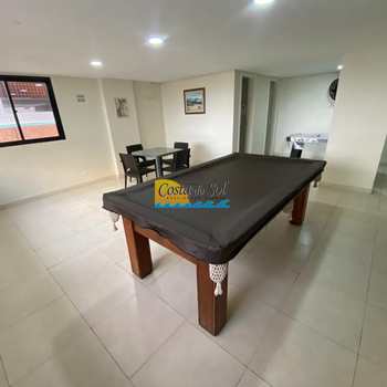 Apartamento em Praia Grande, bairro Guilhermina