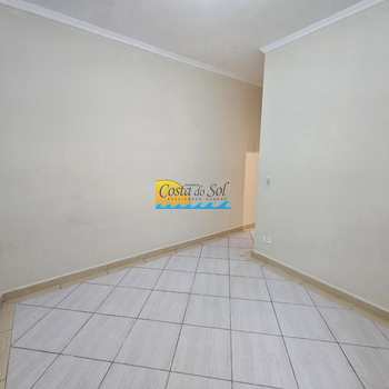 Sobrado em Praia Grande, bairro Guilhermina