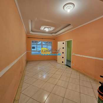 Sobrado em Praia Grande, bairro Guilhermina