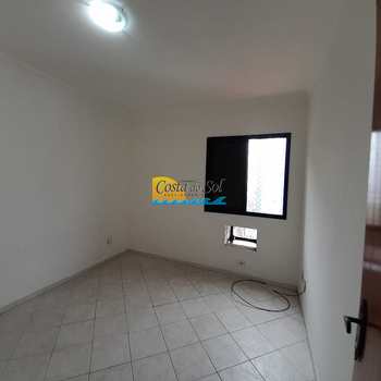 Apartamento em Praia Grande, bairro Guilhermina