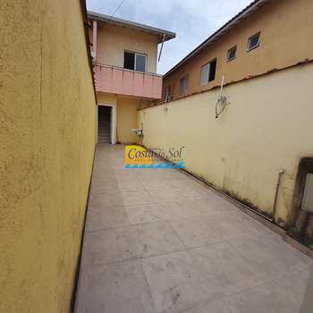 Casa em Praia Grande, bairro Sítio do Campo