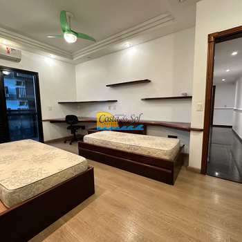 Apartamento em Santos, bairro José Menino