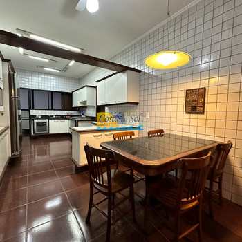 Apartamento em Santos, bairro José Menino