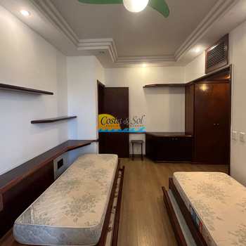 Apartamento em Santos, bairro José Menino