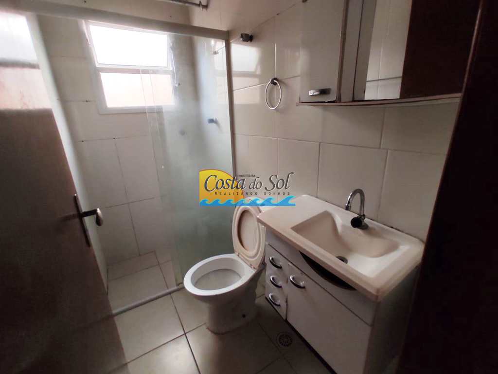 Casa em Praia Grande, no bairro Tude Bastos