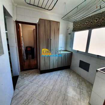 Apartamento em Praia Grande, bairro Boqueirão