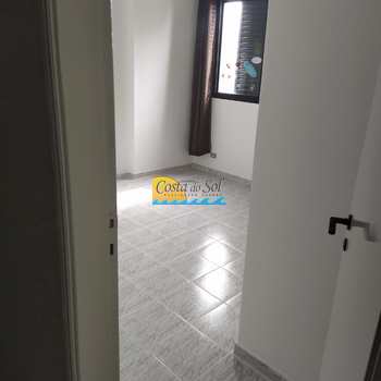Apartamento em Praia Grande, bairro Real