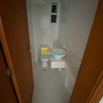 Apartamento em Praia Grande, bairro Canto do Forte