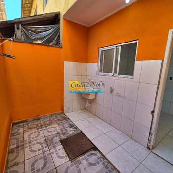 Sobrado em Praia Grande, bairro Sítio do Campo