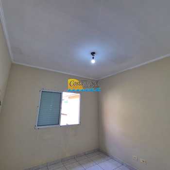 Sobrado em Praia Grande, bairro Sítio do Campo