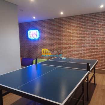 Apartamento em Praia Grande, bairro Canto do Forte