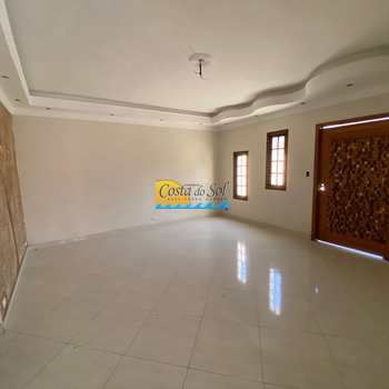 Casa em Praia Grande, bairro Canto do Forte