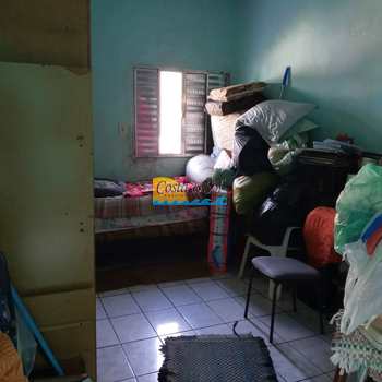 Casa em Praia Grande, bairro Nova Mirim